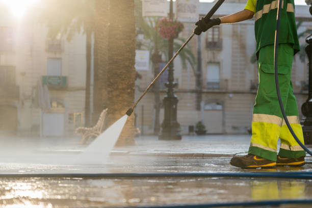 Best Roof Washing  in Glendale, CA